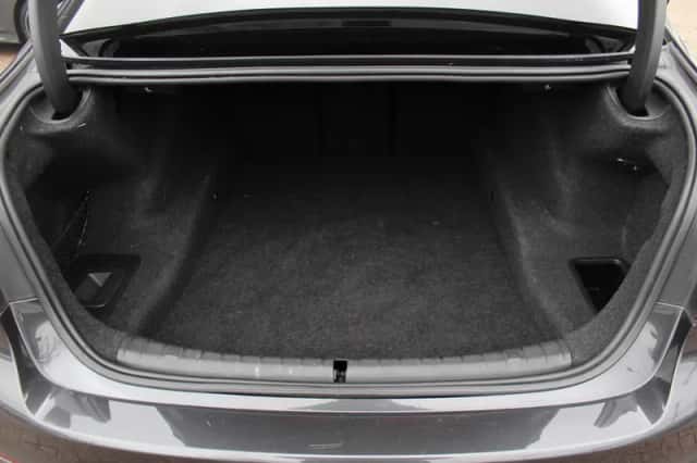 BMW 5-Serie (2018) thumbnail 16