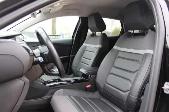 Citroën C4 (2022) thumbnail 4