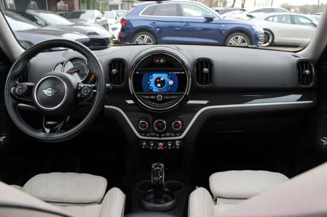 MINI Countryman (2020) thumbnail 2