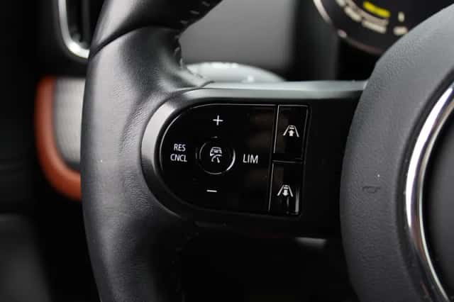 MINI Countryman (2022) thumbnail 31