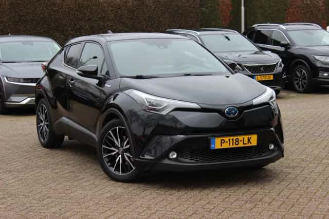 Toyota C-HR (2018) thumbnail 33