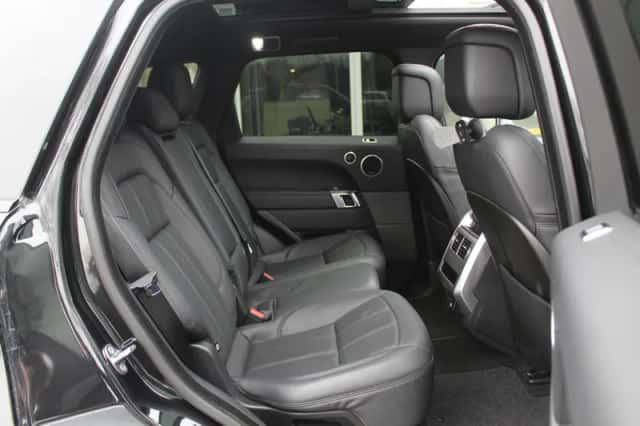 Land Rover Range Rover Sport (2022) thumbnail 12