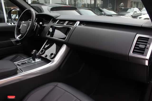 Land Rover Range Rover Sport (2022) thumbnail 13