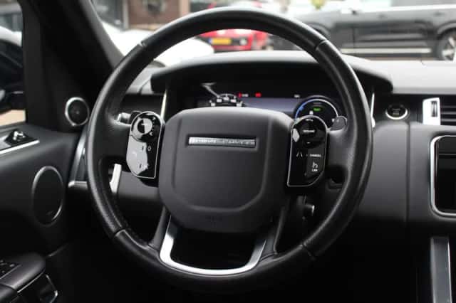 Land Rover Range Rover Sport (2022) thumbnail 17