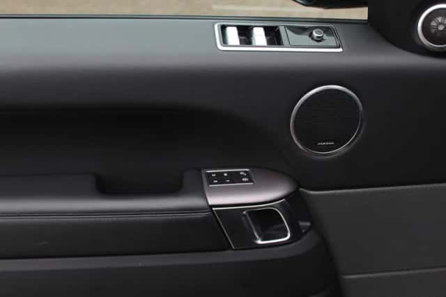 Land Rover Range Rover Sport (2022) thumbnail 22