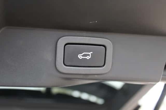 Land Rover Range Rover Sport (2022) thumbnail 32