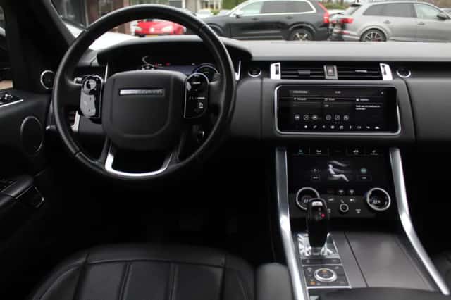 Land Rover Range Rover Sport (2022) thumbnail 9