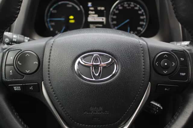 Toyota RAV4 (2018) thumbnail 27