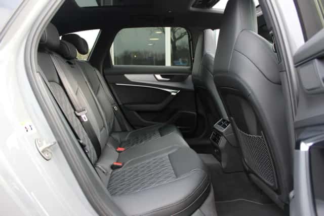 Audi A6 (2023) thumbnail 12