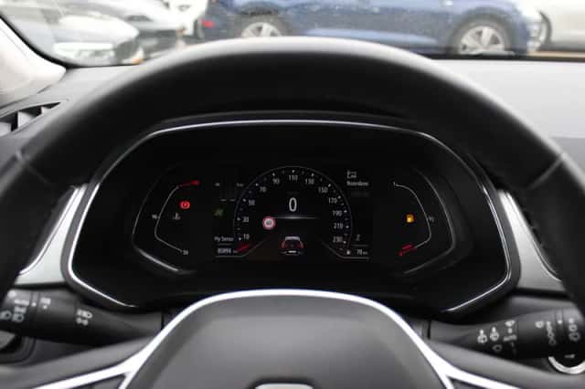 Renault Captur (2020) thumbnail 18