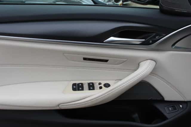 BMW 5-Serie (2021) thumbnail 39