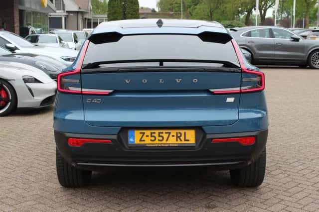 Volvo C40 (2024) thumbnail 16