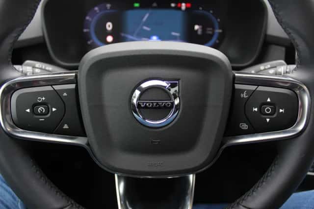 Volvo C40 (2024) thumbnail 33