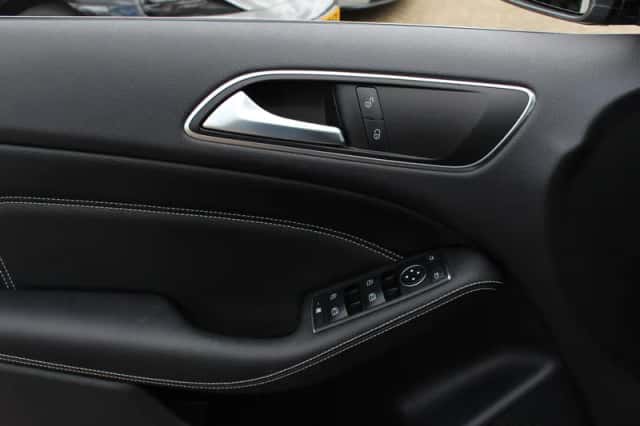 Mercedes-Benz B-Klasse (2013) thumbnail 29