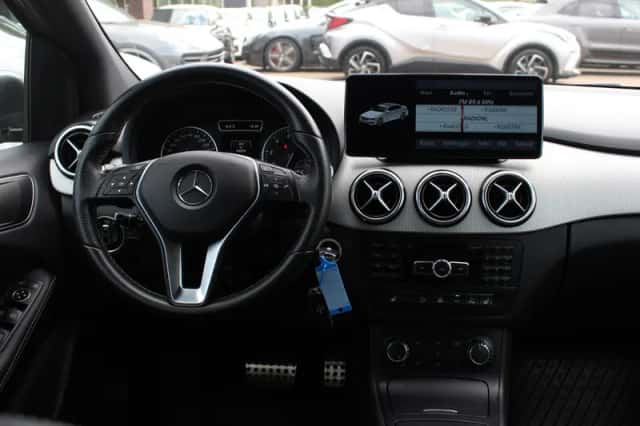 Mercedes-Benz B-Klasse (2013) thumbnail 9