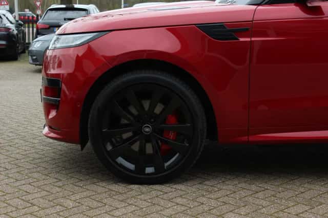 Land Rover Range Rover Sport (2023) thumbnail 14
