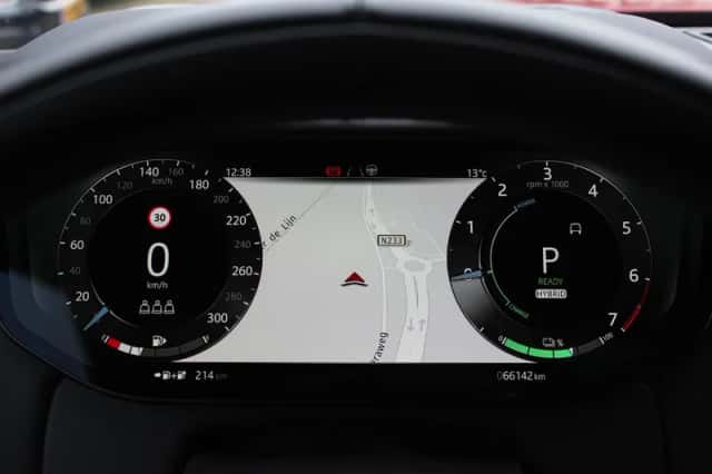 Land Rover Range Rover Sport (2023) thumbnail 18