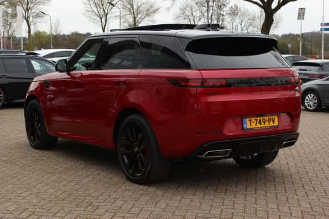 Land Rover Range Rover Sport (2023) thumbnail 3