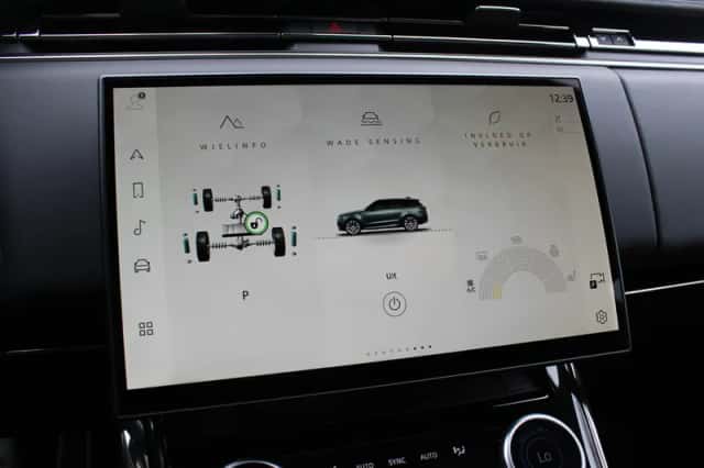 Land Rover Range Rover Sport (2023) thumbnail 23
