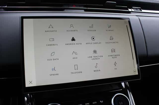Land Rover Range Rover Sport (2023) thumbnail 24