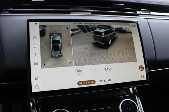 Land Rover Range Rover Sport (2023) thumbnail 25