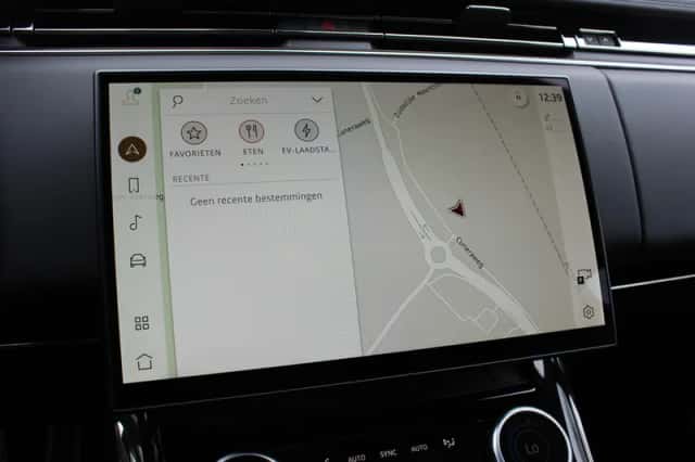 Land Rover Range Rover Sport (2023) thumbnail 26