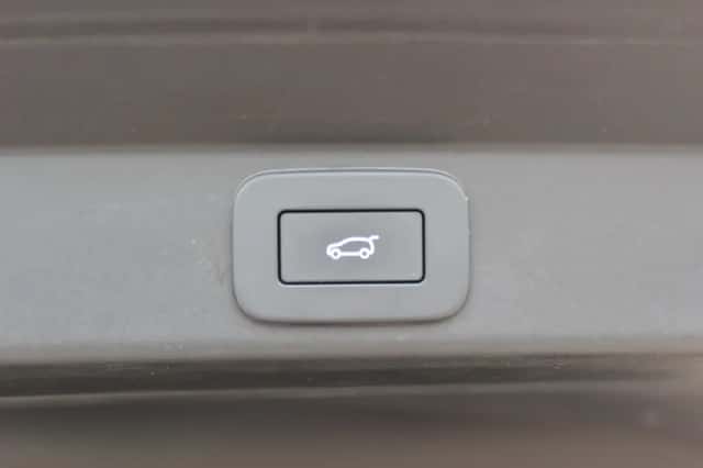 Land Rover Range Rover Sport (2023) thumbnail 35