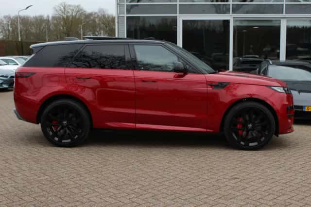 Land Rover Range Rover Sport (2023) thumbnail 5