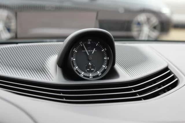 Porsche Taycan (2021) thumbnail 37
