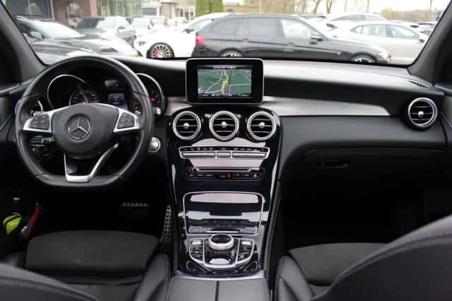 Mercedes-Benz GLC-Klasse (2017) thumbnail 2