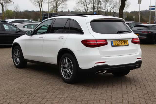 Mercedes-Benz GLC-Klasse (2017) thumbnail 3