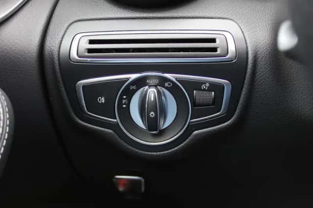 Mercedes-Benz GLC-Klasse (2017) thumbnail 32