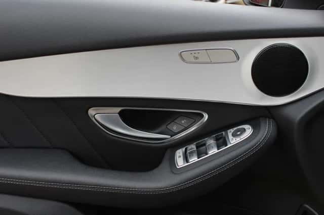 Mercedes-Benz GLC-Klasse (2017) thumbnail 33