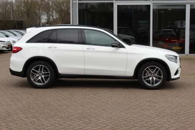 Mercedes-Benz GLC-Klasse (2017) thumbnail 5