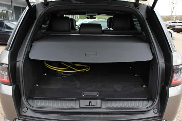 Land Rover Range Rover Sport (2022) thumbnail 16