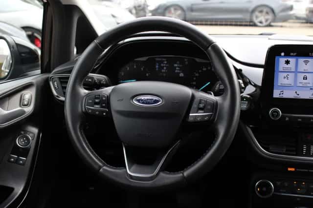 Ford Fiesta (2018) thumbnail 18