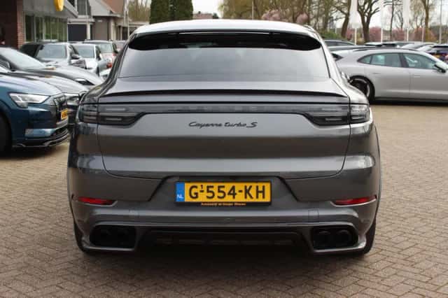 Porsche Cayenne (2019) thumbnail 15