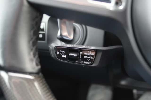 Porsche Cayenne (2019) thumbnail 35