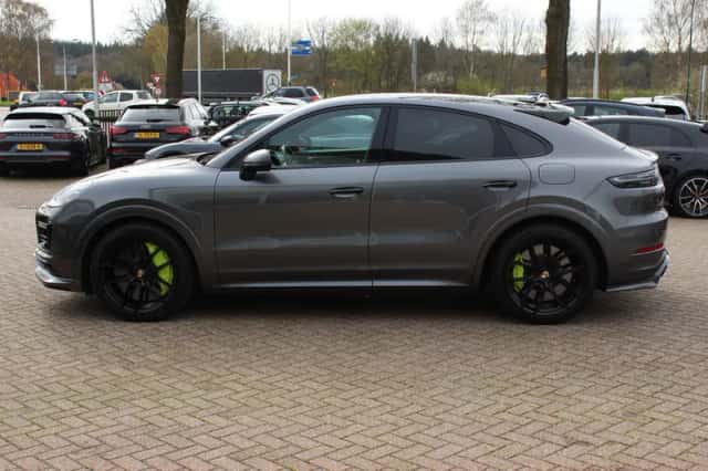 Porsche Cayenne (2019) thumbnail 7