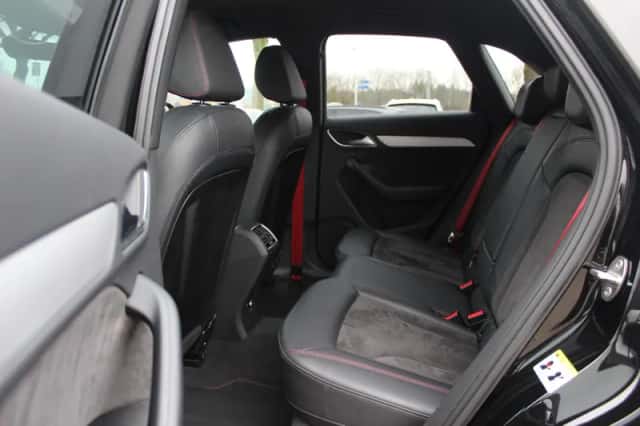 Audi Q3 (2015) thumbnail 11