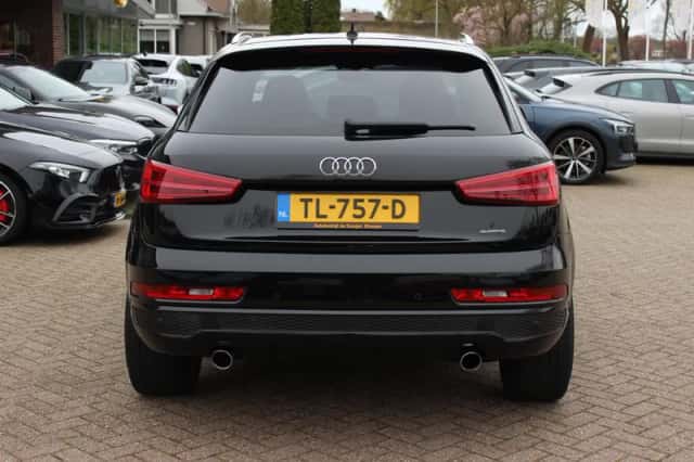 Audi Q3 (2015) thumbnail 15