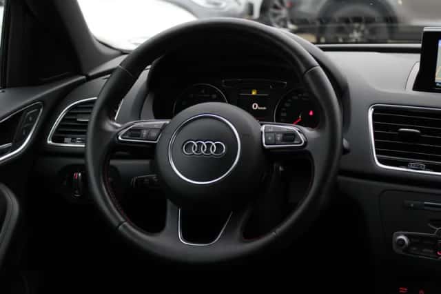 Audi Q3 (2015) thumbnail 17