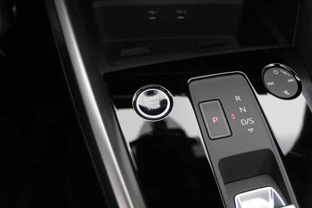 Audi A3 (2023) thumbnail 32