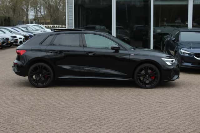 Audi A3 (2023) thumbnail 6