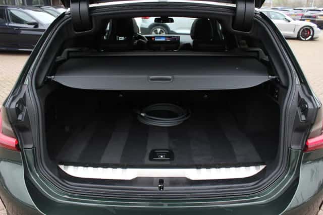 BMW 3-Serie (2023) thumbnail 16