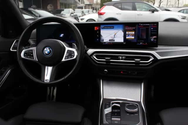 BMW 3-Serie (2023) thumbnail 9