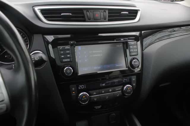 Nissan Qashqai (2016) thumbnail 16