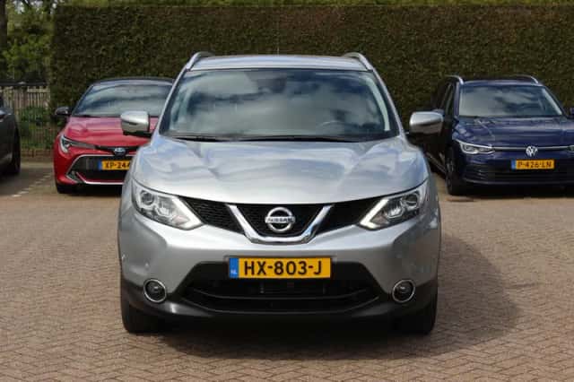 Nissan Qashqai (2016) thumbnail 8