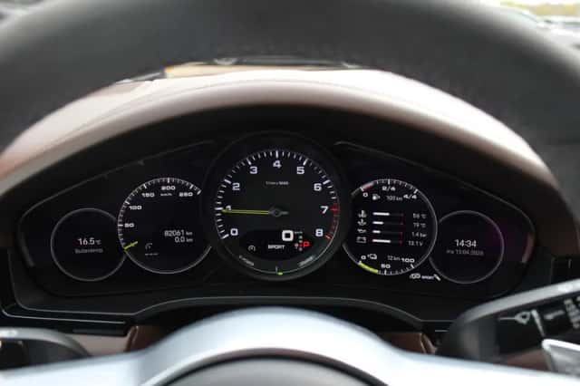 Porsche Cayenne (2022) thumbnail 18