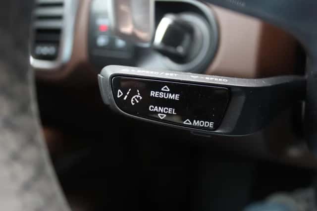 Porsche Cayenne (2022) thumbnail 34